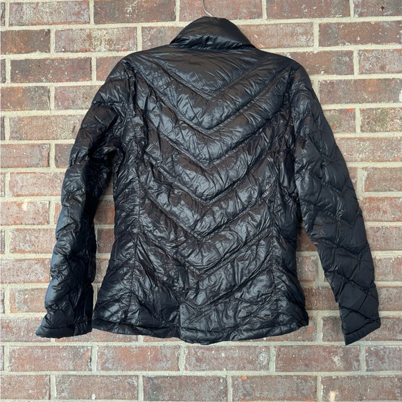 Calvin Klein Lightweight Black Puffer Jacket Size Small - Picture 2 of 9